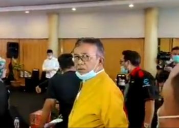 Kualitas Microphone Debat Paslon Bermasalah, Timbul Jaya Sibarani Emosi ke EO Efarina TV
