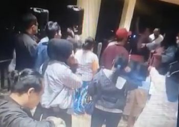 Berjoget Bersama Tak Pakai Masker dan Minuman Beralkohol Iringi Penutupan Rakor Akhir Bawaslu Pematangsiantar