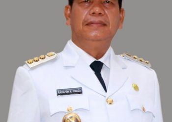 Ditanya Soal Keterlibatan Oknum Tim Sukses di Penjualan Bingkai Foto Wajah Bupati-Wakil Bupati Simalungun, Radiapoh H Sinaga Bungkam
