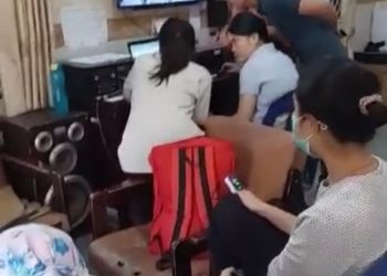 Petugas Data di Rumah Singgah Covid 19 Bebas Tak Pakai Masker