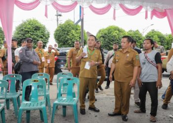Bersama Forkopimda, Pj Sekda Pematangsiantar Meninjau Persiapan TPS Pemilu 2024